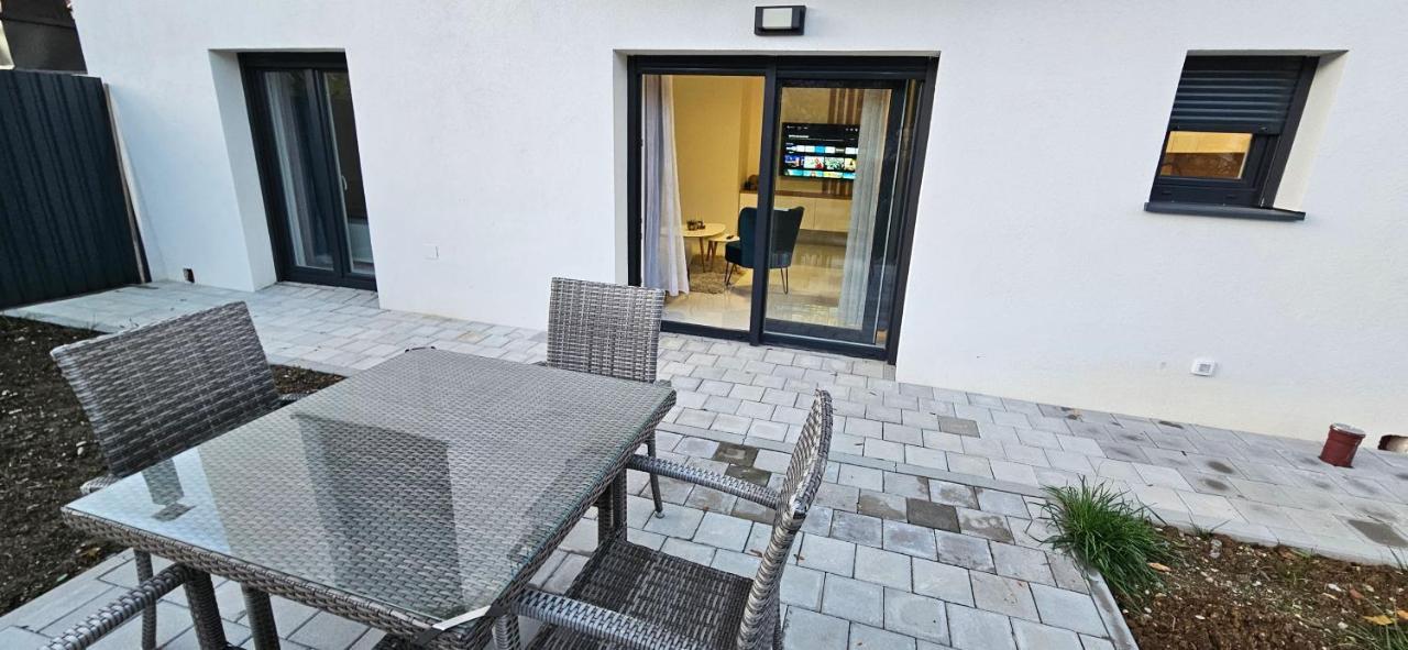 Superior Apartment Lisinski - Private Parking - 2 & 3 Bedroom Zagreb Luaran gambar