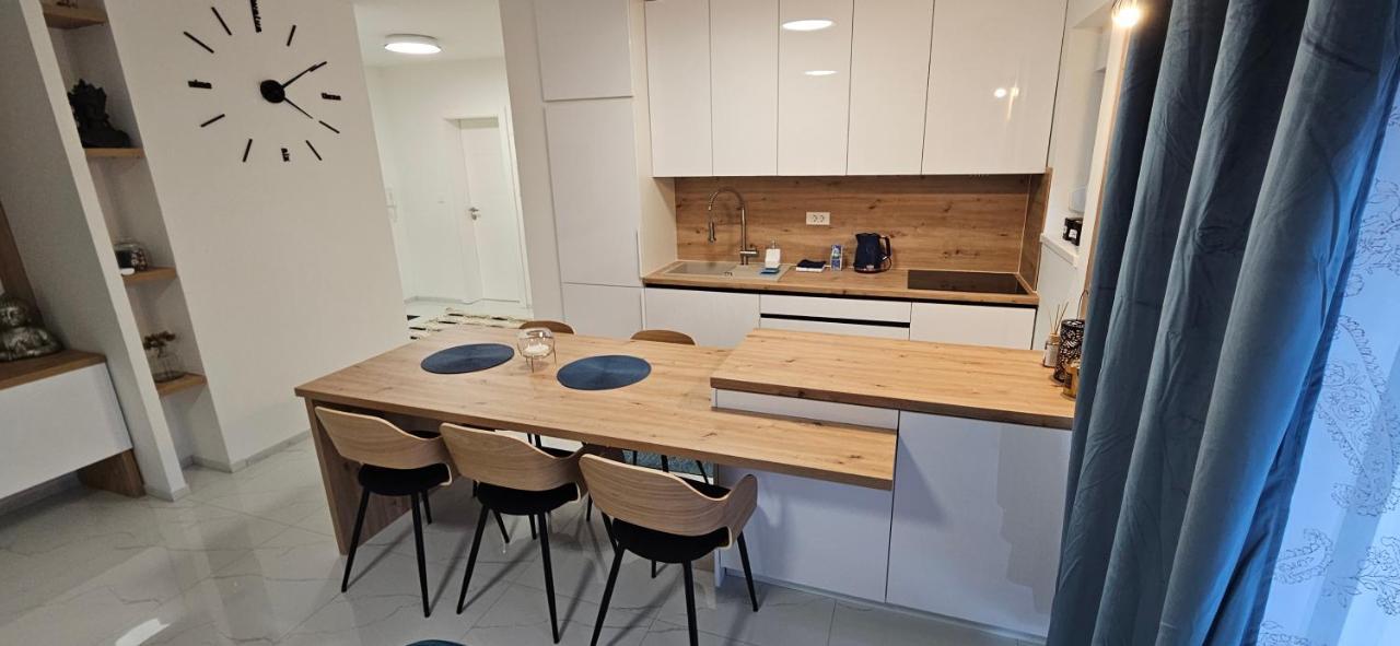 Superior Apartment Lisinski - Private Parking - 2 & 3 Bedroom Zagreb Luaran gambar