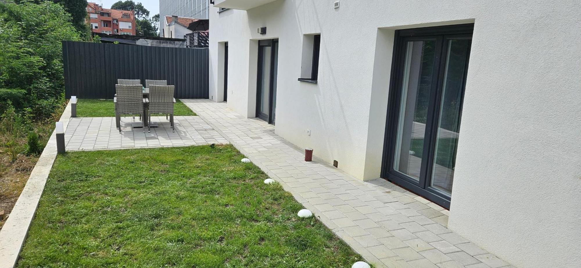 Superior Apartment Lisinski - Private Parking - 2 & 3 Bedroom Zagreb Luaran gambar